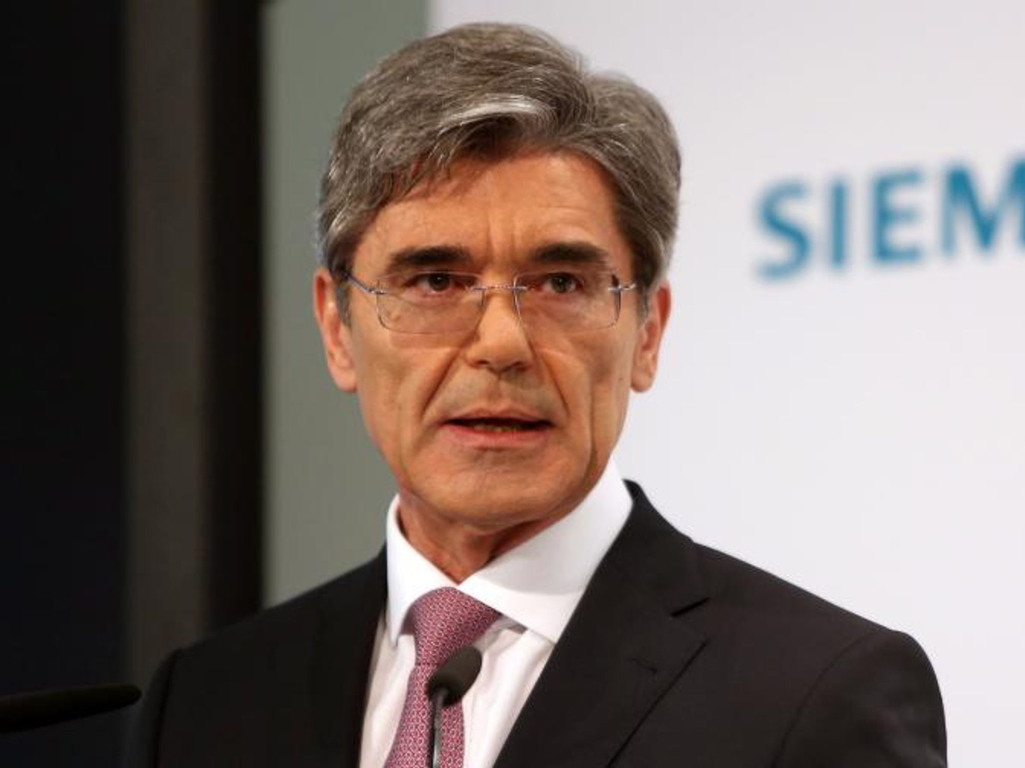 Siemens / 2nd quarter 2016: Strong result in industrial business