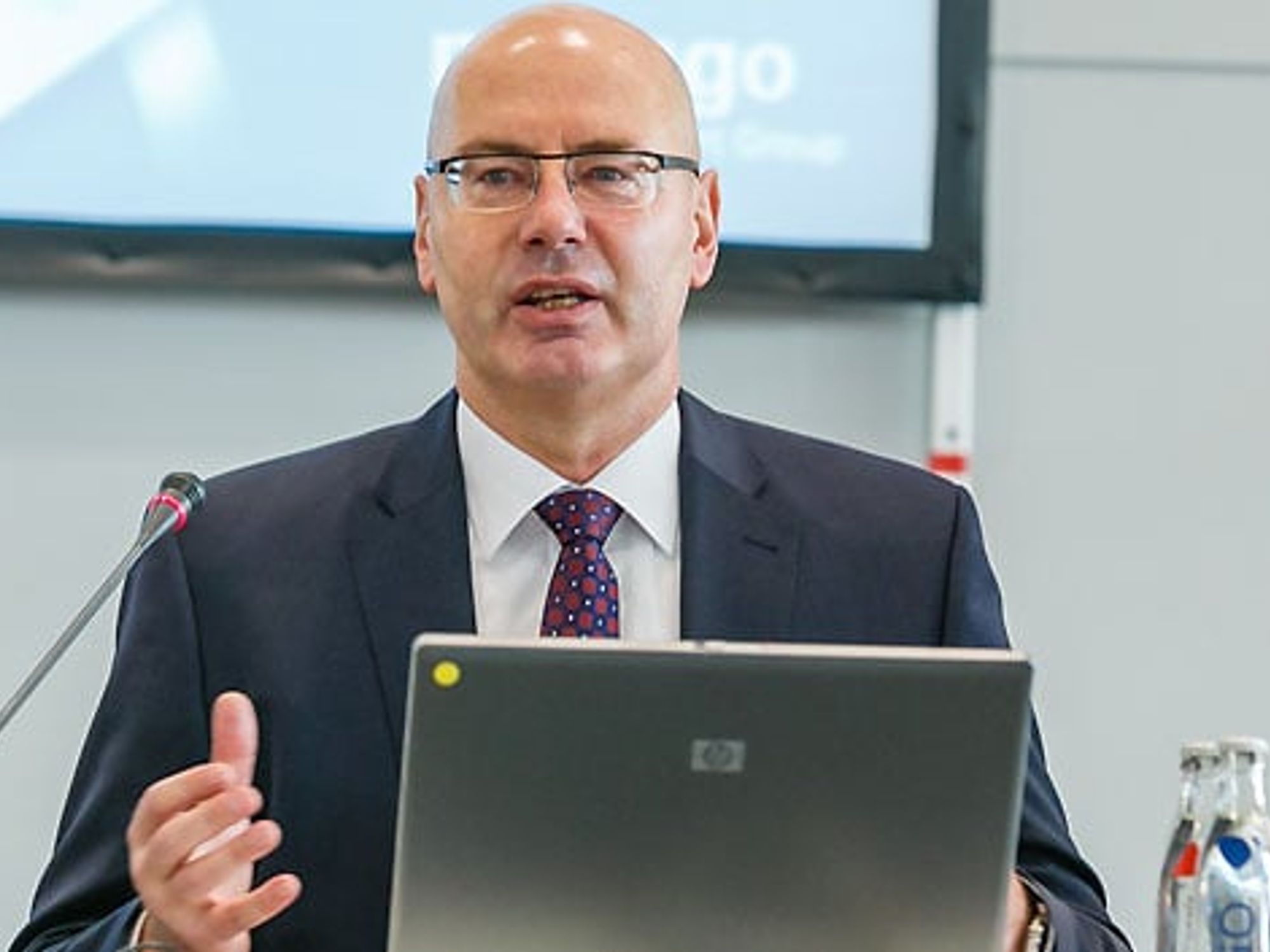 Johann Thoma auf der Eröffungs-PK der SPS IPC Drives 2015