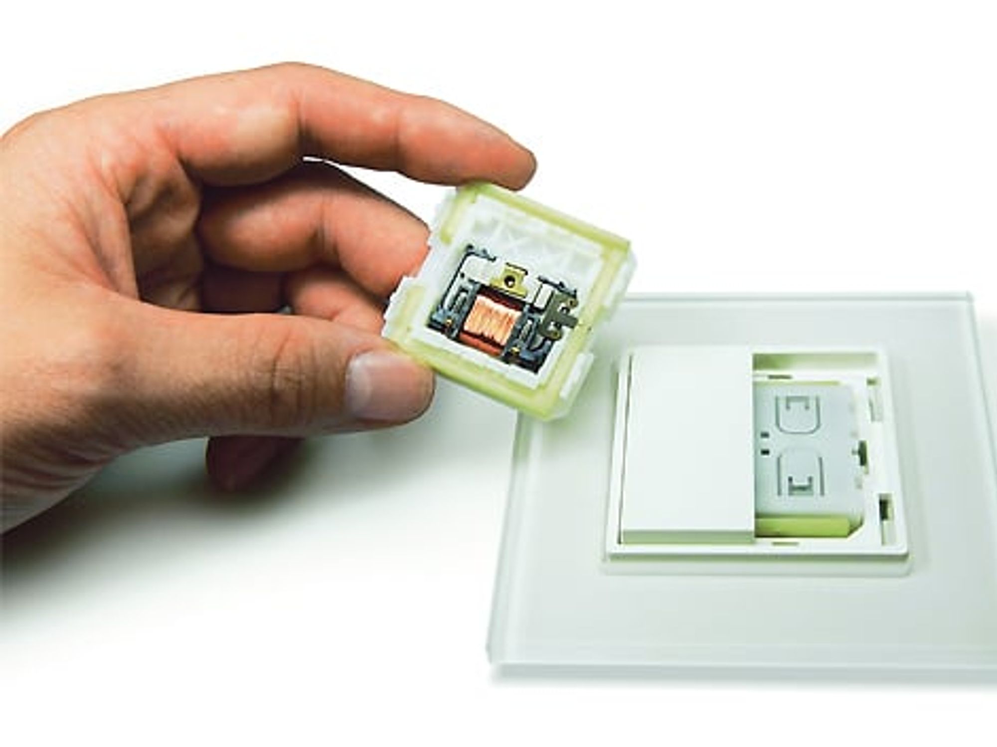 Hand with miniaturized solar module