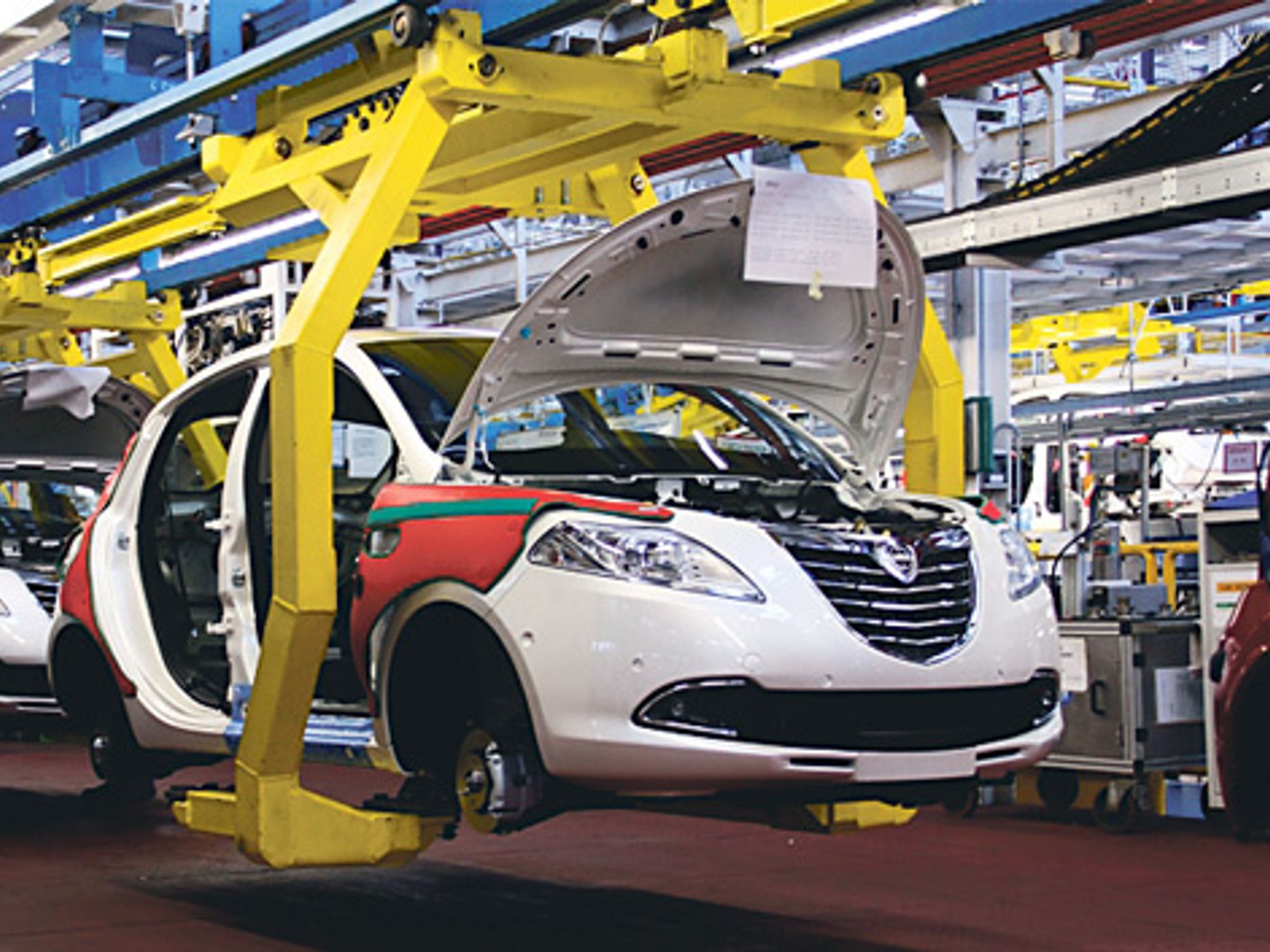 Fabrikhalle Automobilmontage