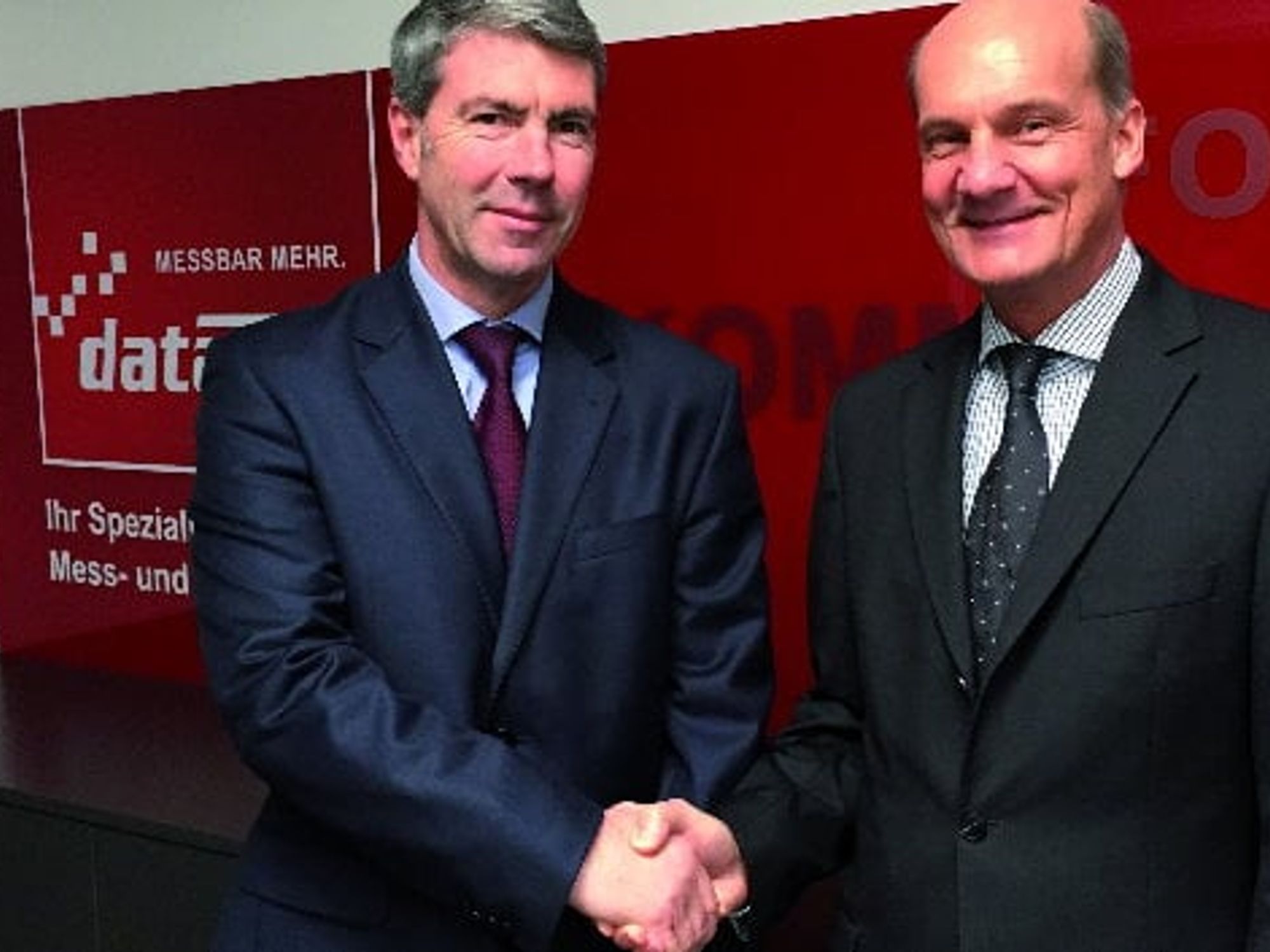 Freuen sich auf eine gute Zusammenarbeit: Roger Marenthier, Director Marketing & Sales von Sefram (l.) und Hans Steiner, geschäftsführender Gesellschafter von Datatec (r.) Freuen sich auf eine gute Zusammenarbeit: Roger Marenthier, Director Marketing & Sales von Sefram (l.) und Hans Steiner, geschäftsführender Gesellschafter von Datatec (r.)