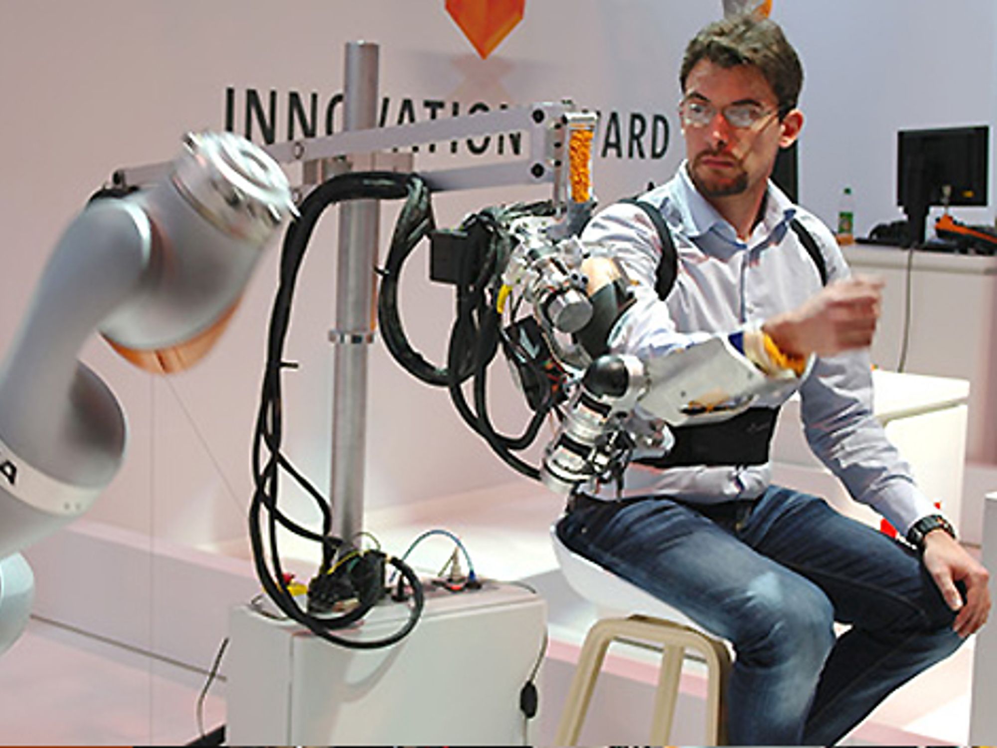 Projekt ReTeLink vom Wearable Robotics Laboratory des Biorobotics Institutes of Scuola Superiore Sant’Anna Projekt ReTeLink vom Wearable Robotics Laboratory des Biorobotics Institutes of Scuola Superiore Sant’Anna
