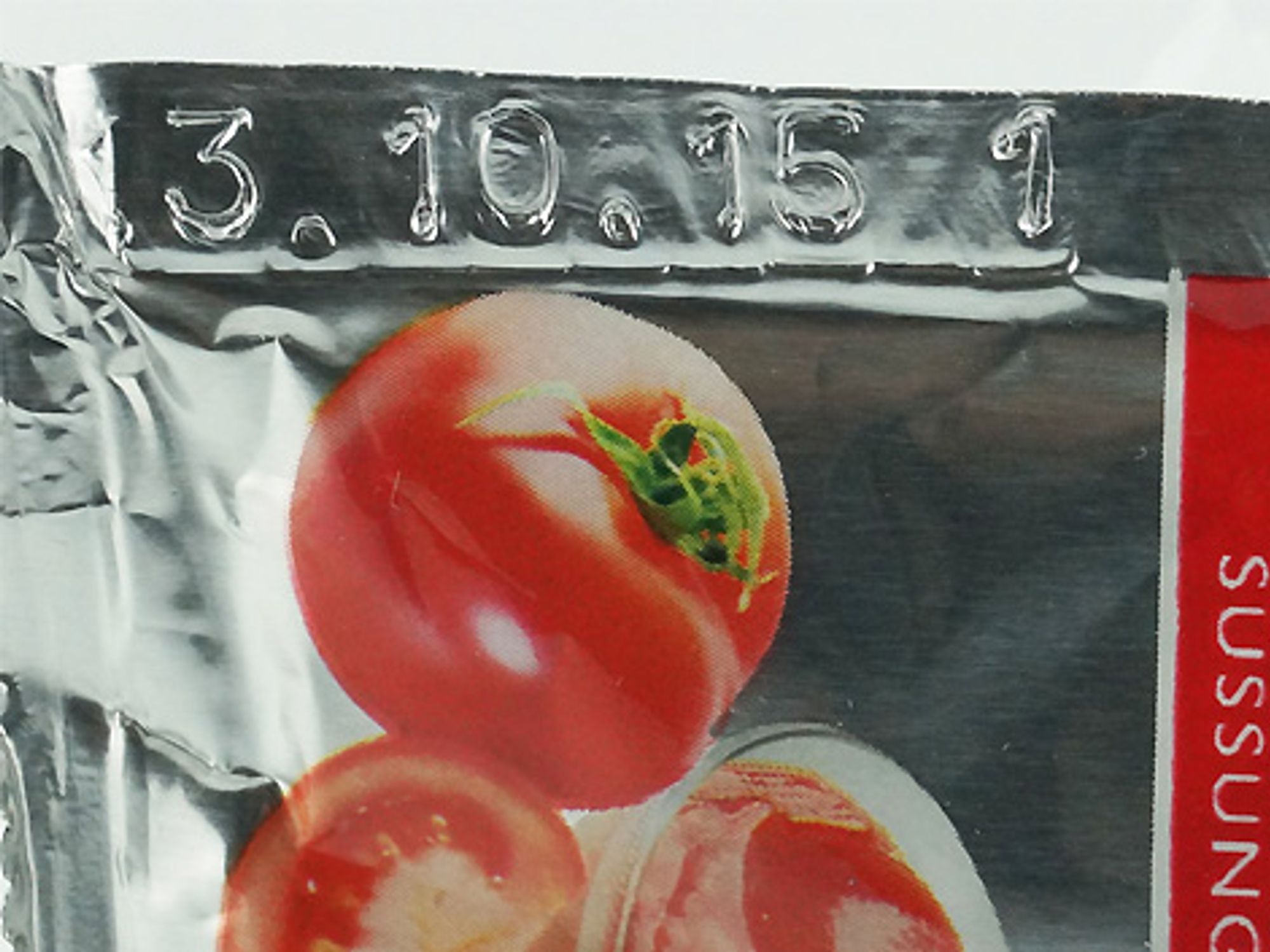 Optischer Verpackungscheck von Ketchuptütchen
