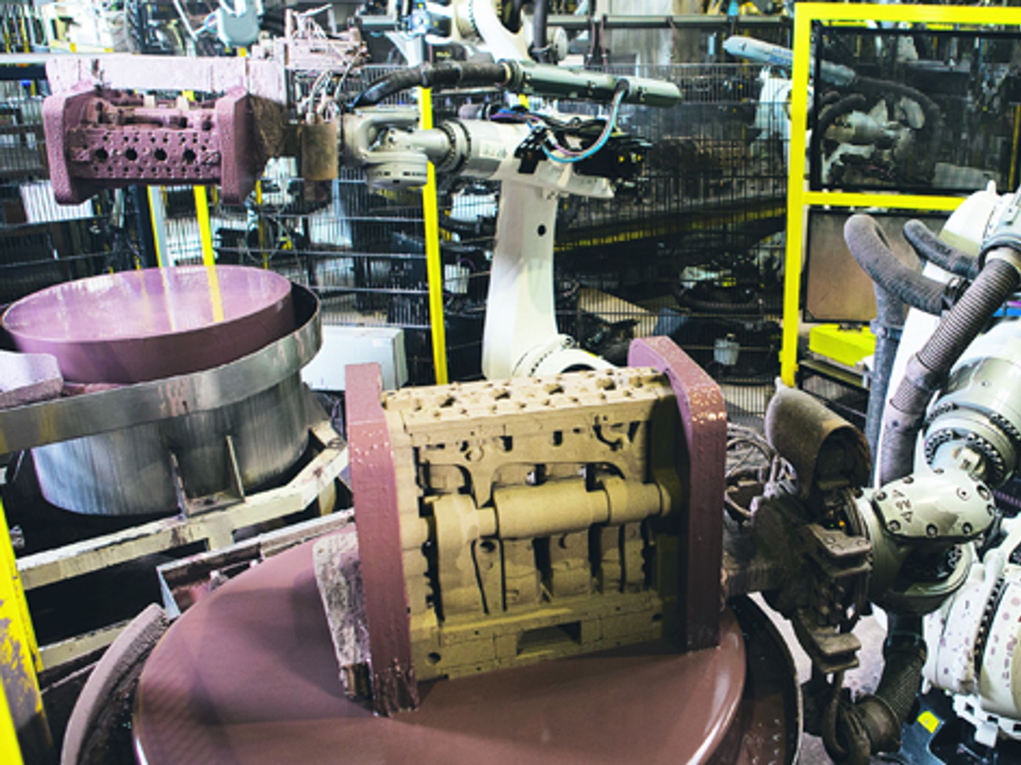 Roboter beim Schjlichten, Kuka