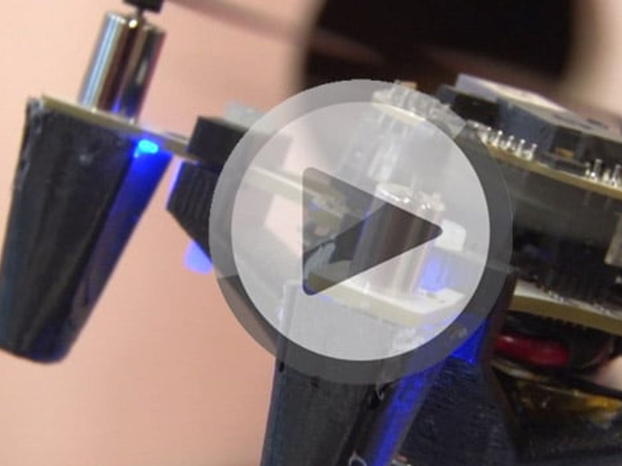 Videovorschaubild zum Film über die Zano Drohne auf der embedded world 2015. Videovorschaubild zum Film über die Zano Drohne auf der embedded world 2015.
