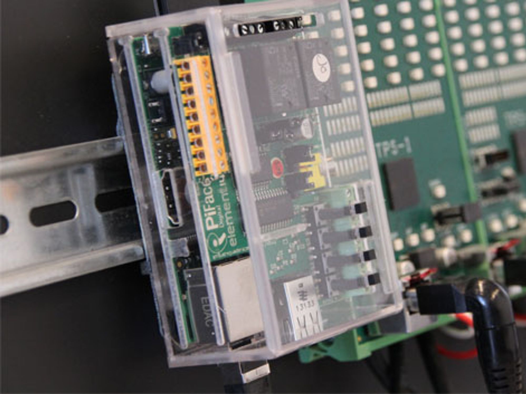 Raspberry Pi auf Hutschiene