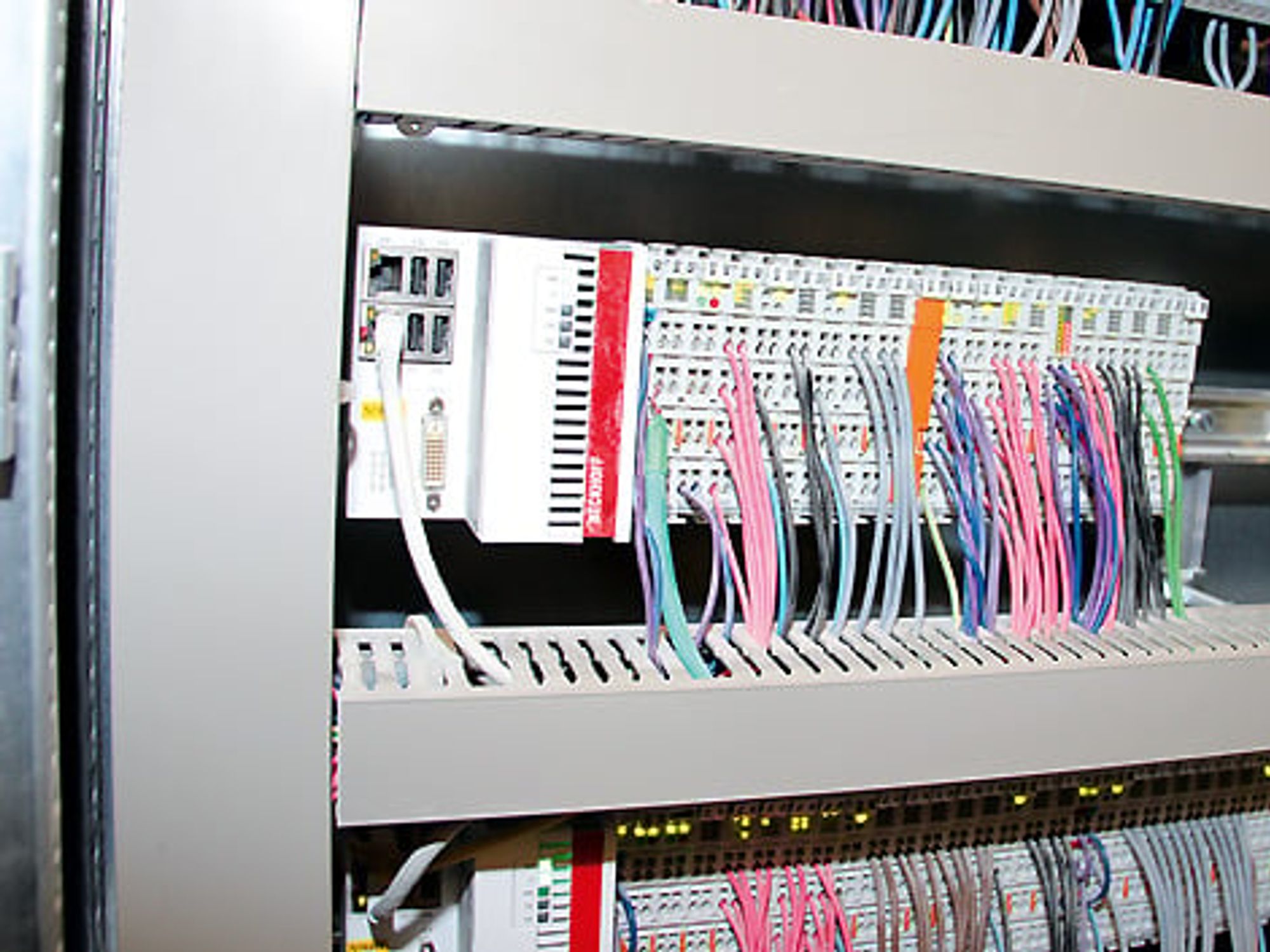 Steuerung der Korridor Suiten Funktion von Beckhoff Steuerung der Korridor Suiten Funktion von Beckhoff