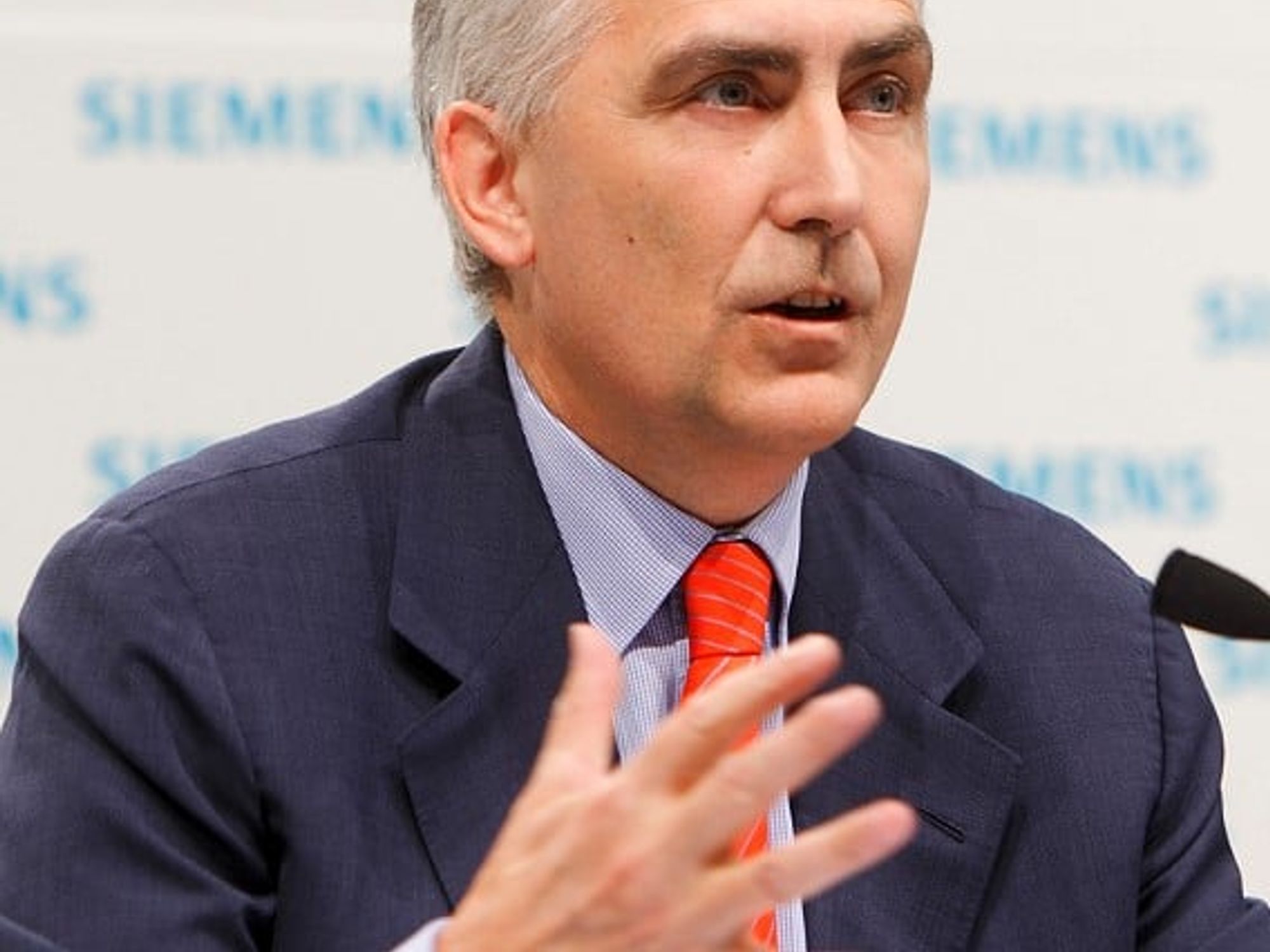 Peter Löscher, Siemens: »Der Konzern hat im dritten Quartal des Geschäftsjahres 2010 weiter an Fahrt gewonnen.«