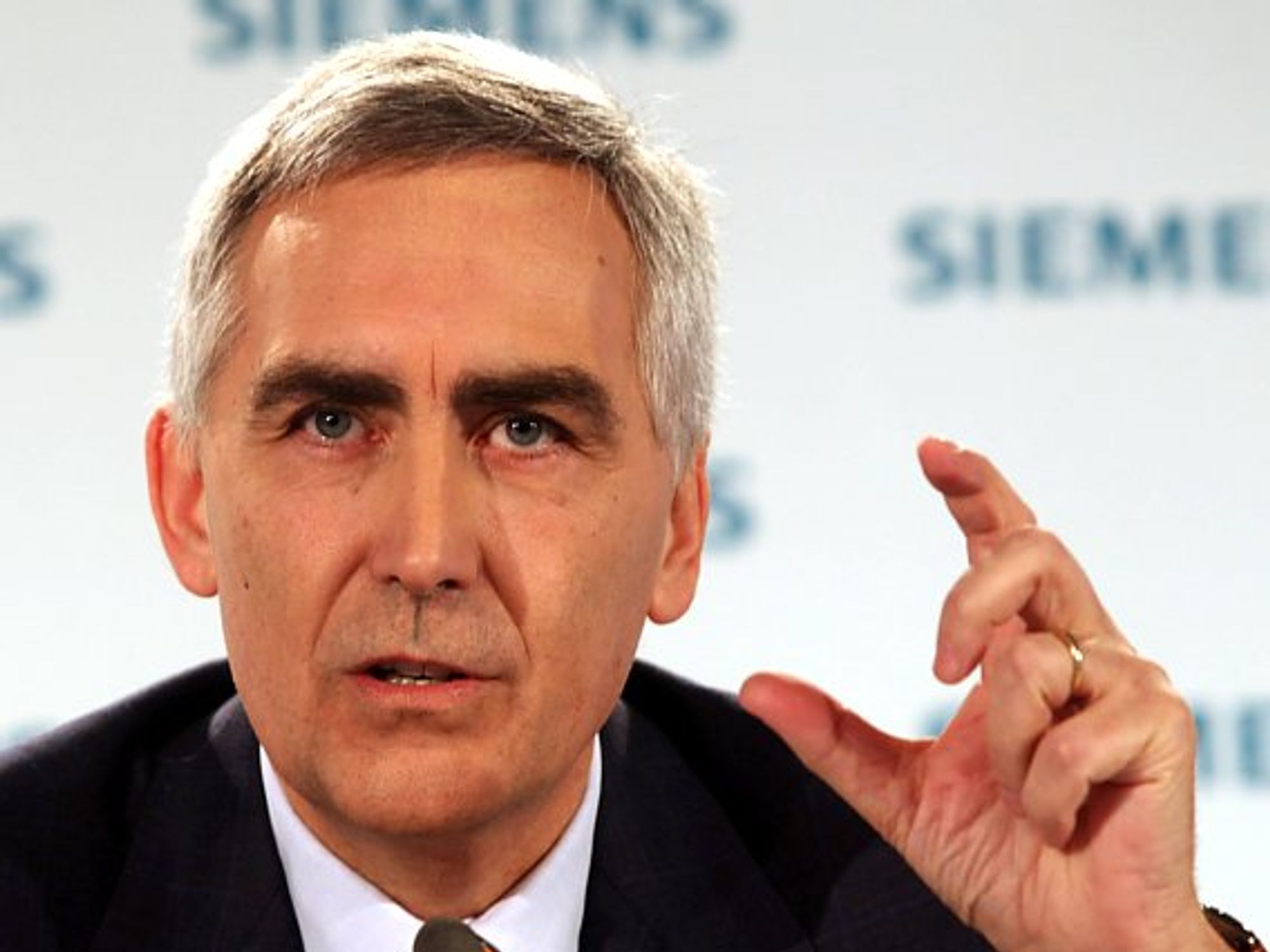 Siemens, Peter Löscher Siemens, Peter Löscher