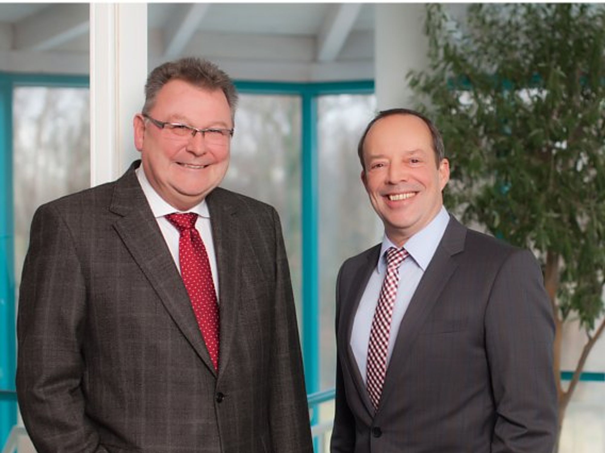 Jürgen Neumann (li) und Dr. Wilhelm Engst