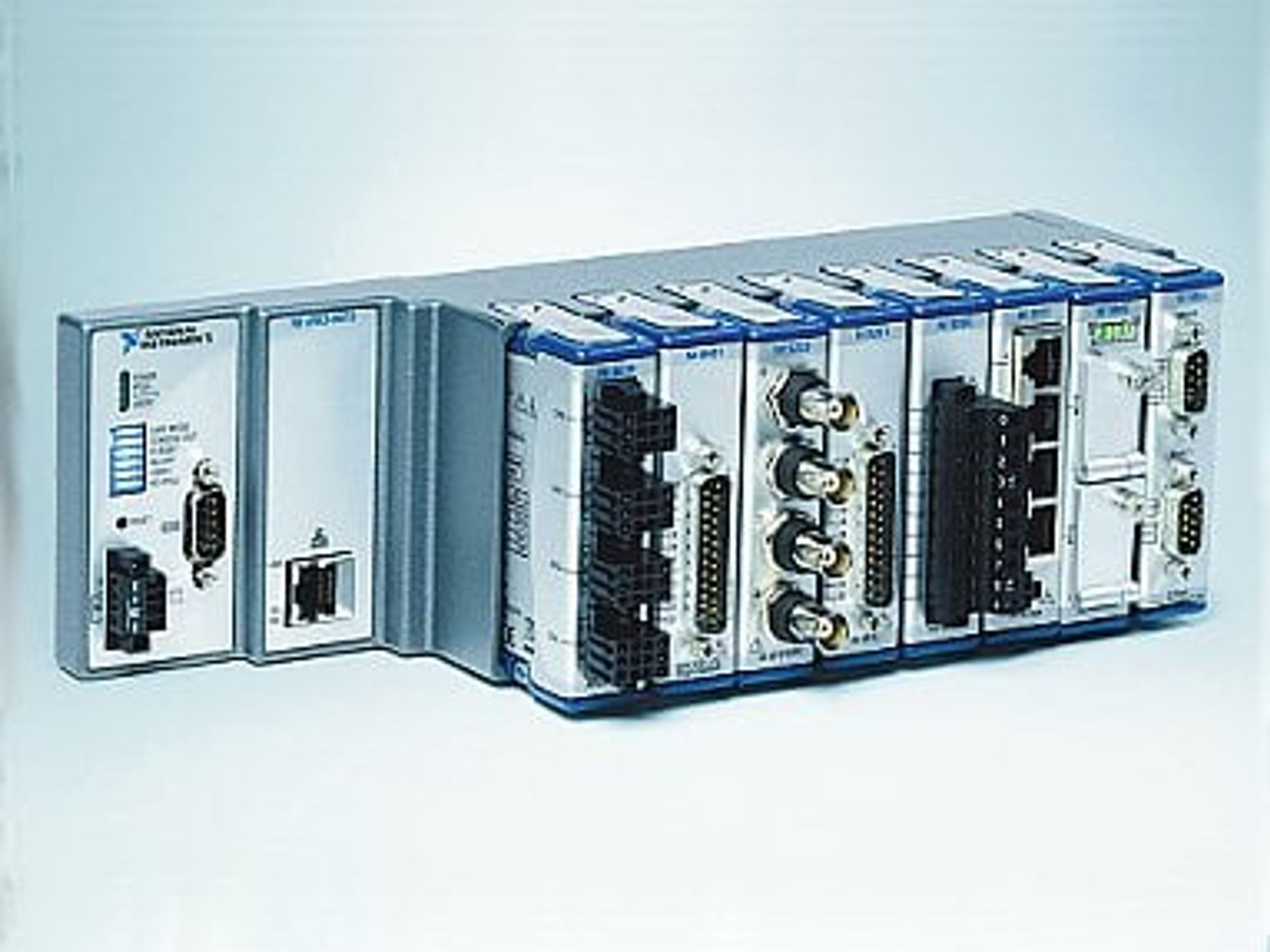 National Instruments, CompactRio cRio-9073 National Instruments, CompactRio cRio-9073