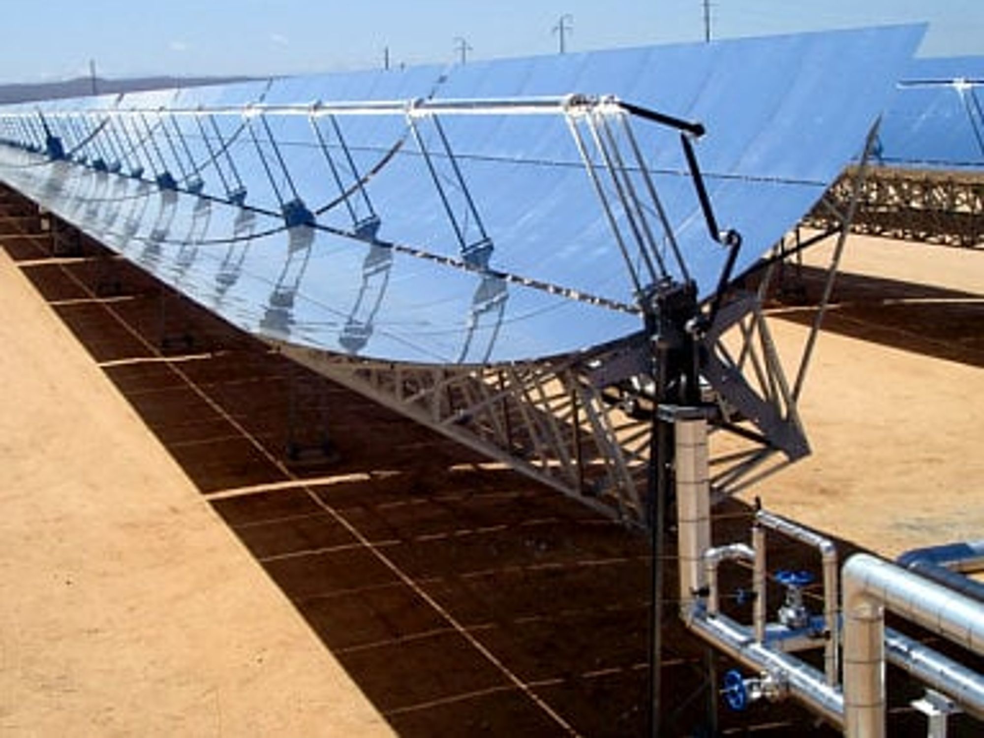 Solarstrom aus der Wüste: Industrie-Initiative unterstützt Projekt Desertec Solarstrom aus der Wüste: Industrie-Initiative unterstützt Projekt Desertec