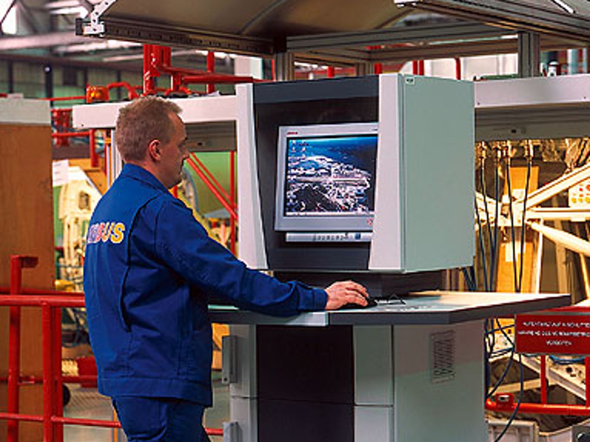 E-Mechanik & Interfaces (News): Das Büro zum Vorbild