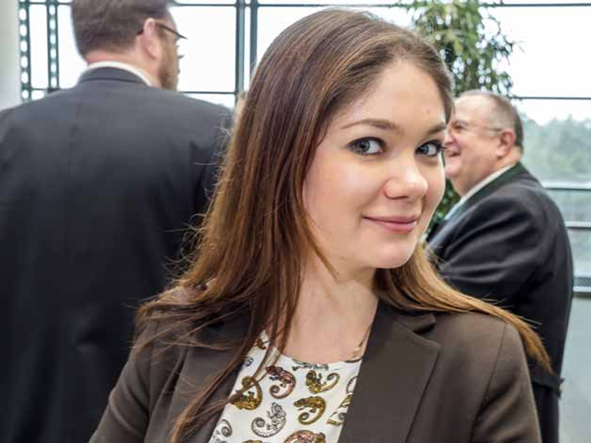 10. MEDIA SUMMIT