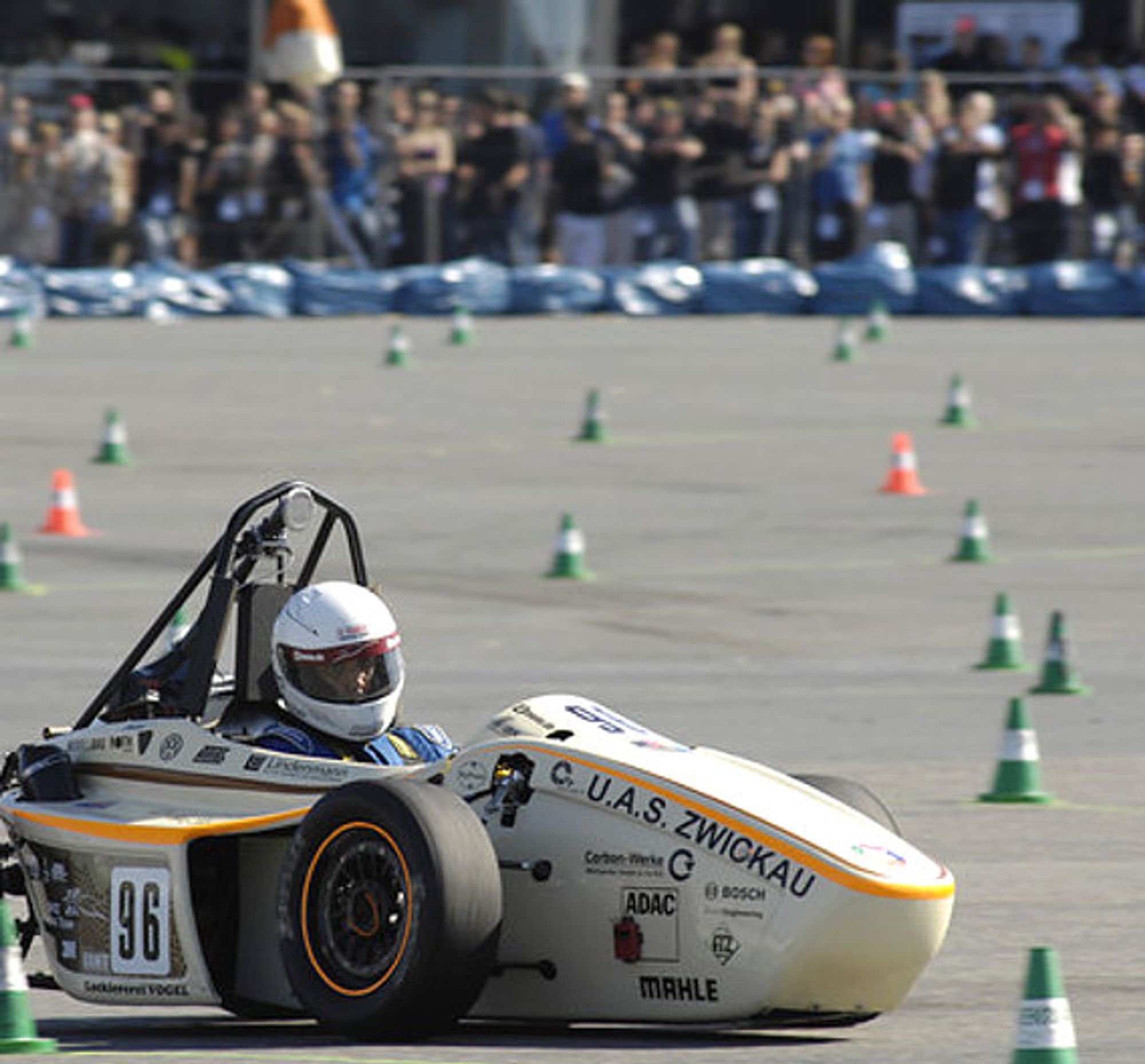 Formula Student Germany 2010, Rennwagen im Parcour