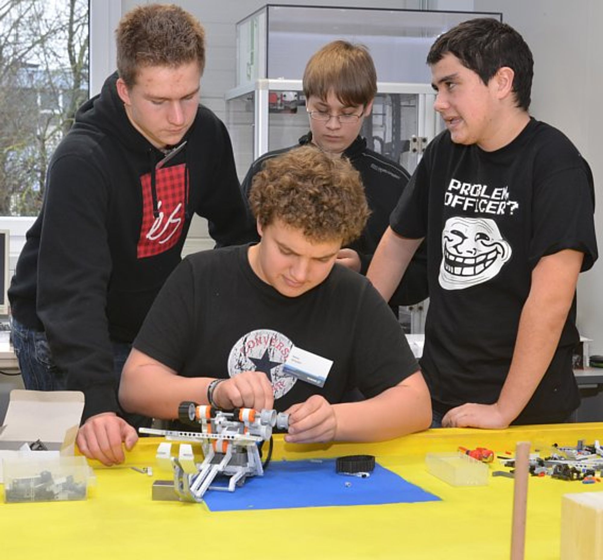6 Schunk, Robot Competition