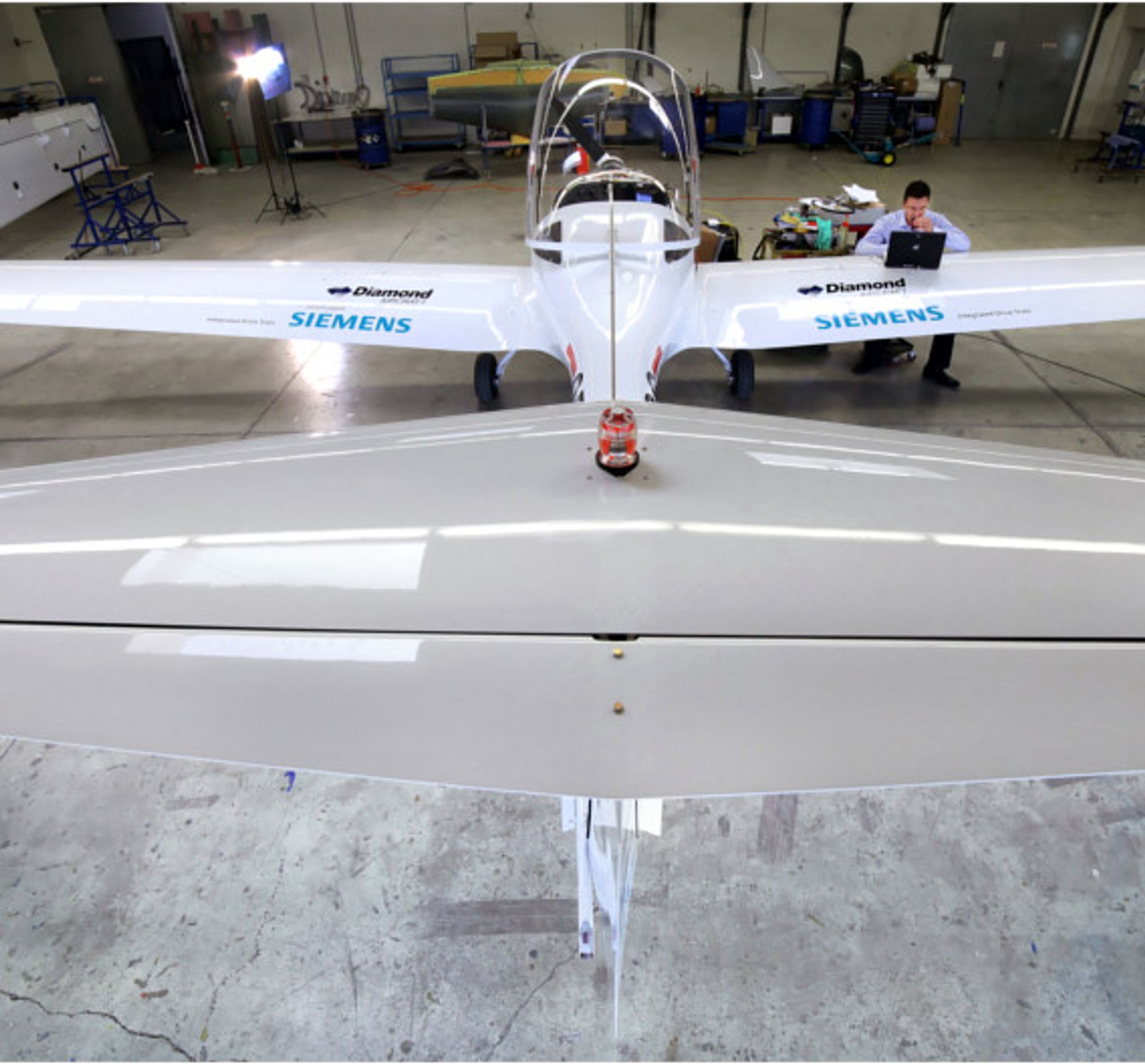 1 Siemens, EADS, serial hybrid aircraft