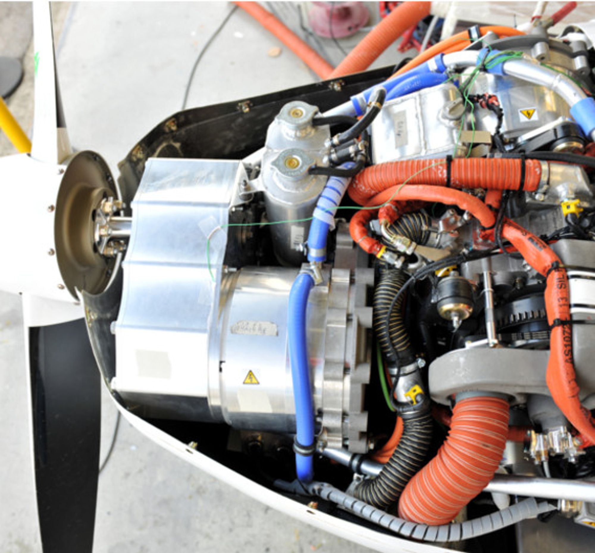 7 Siemens, EADS, serial hybrid aircraft