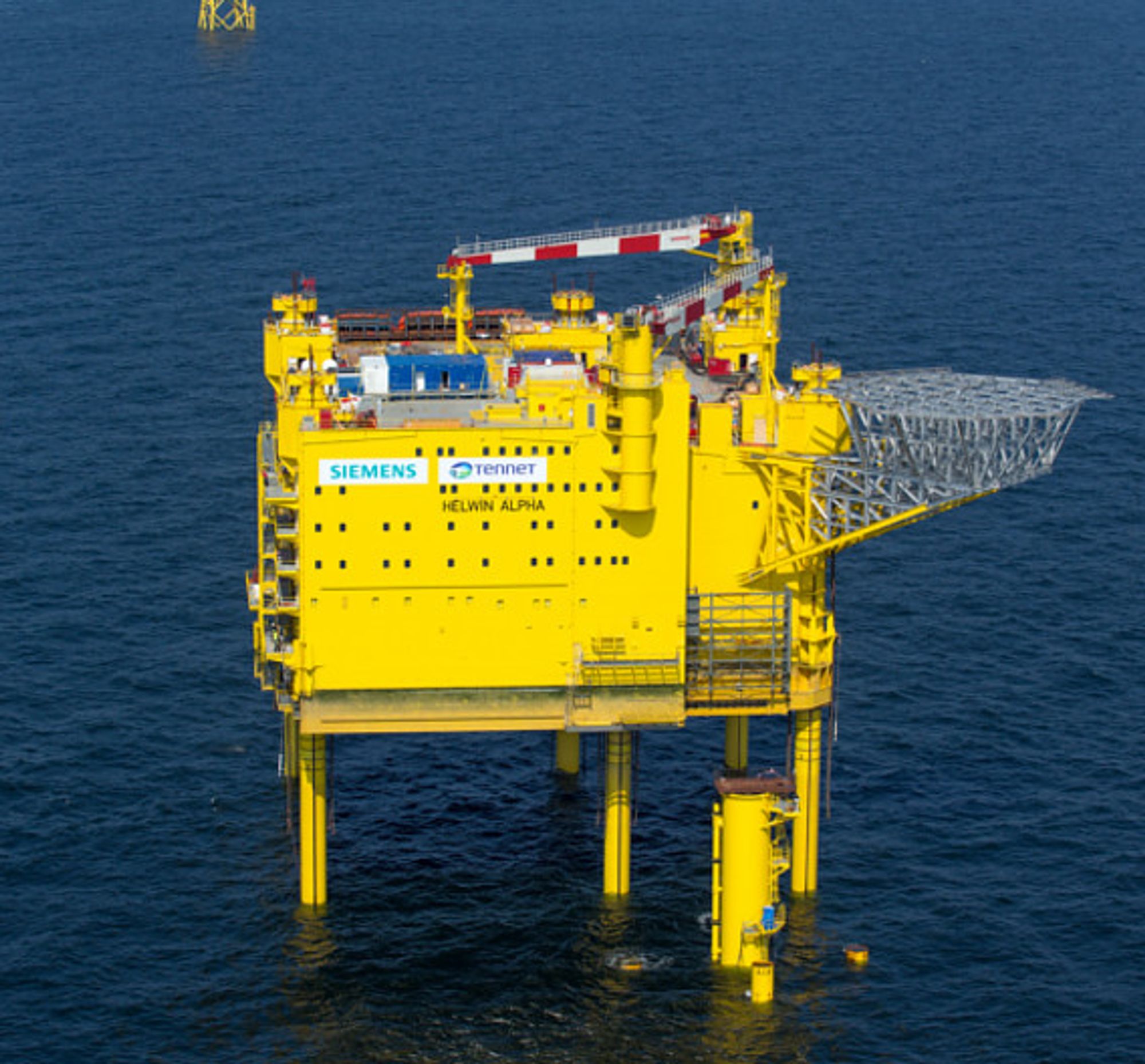 10 Siemens, HelWin1