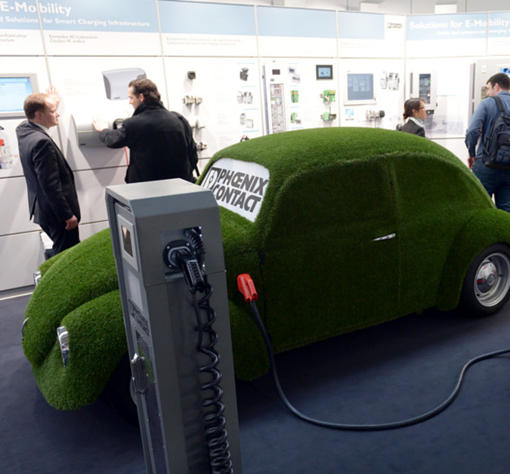 17 CA Hannover Messe 2013, PHoenix Contact