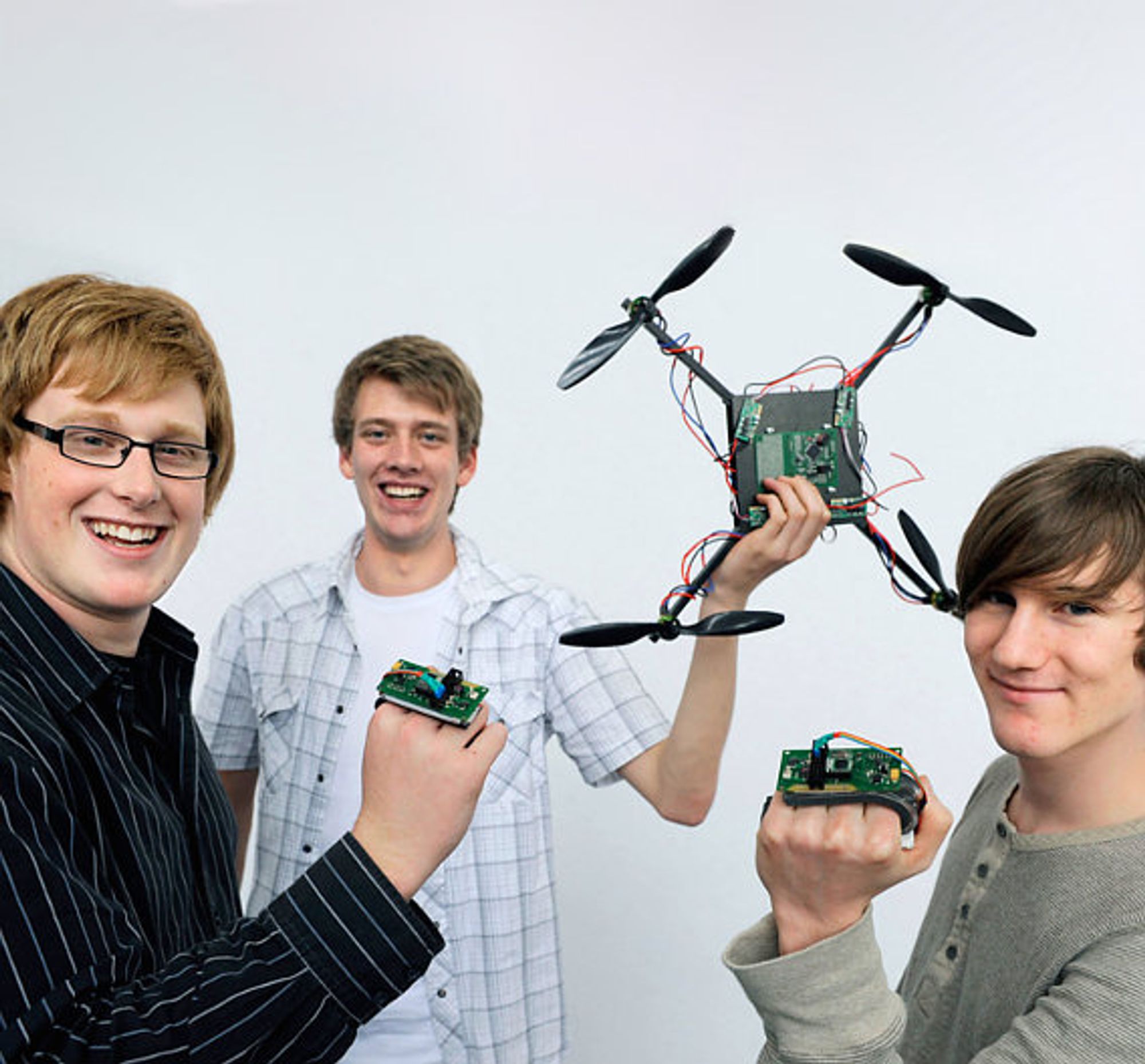 Jugend forscht 2010, Ole Stecker Schürmann (l.) Tobias Markus Phil Stelzer - C-A-T-Steuerinterface