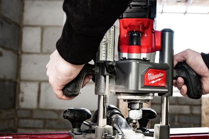 Milwaukee FUEL M18 FR12 Milwaukee FUEL M18 FR12