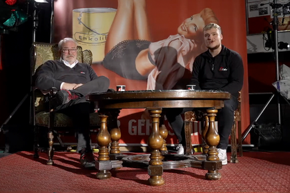 Hans-Ulrich und Max Kainzinger geben im neuen Videoformat Einblicke in die Enke-Welt der Flüssigkunststoffe, Blechkaltkleber und Fußbodenbeläge