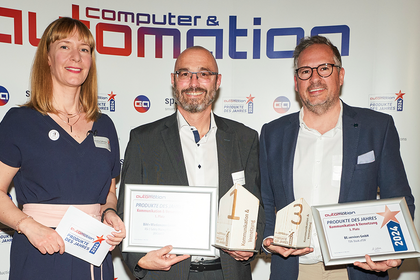 The winners of the ' Communication &amp; Networking ' category (from left): Thomas Rönitzsch from Bihl+Wiedemann and Dimitri Philliope from BE.services with Andrea Gillhuber (Computer&amp;Automation).
