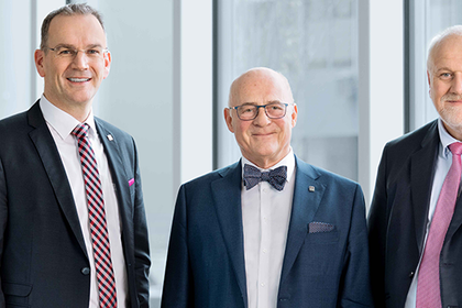 Dr. Peter Selders, Dr. h. c. Klaus Endress and Matthias Altendorf (from left). Dr. Peter Selders, Dr. h. c. Klaus Endress and Matthias Altendorf (from left).