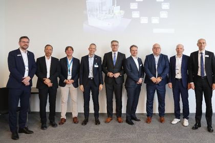 Company representatives from Siemens, Bausch+Ströbel, BoschRexroth, Cadenas, Festo, Harting, Sick, Phoenix Contact and Wago. Company representatives from Siemens, Bausch+Ströbel, BoschRexroth, Cadenas, Festo, Harting, Sick, Phoenix Contact and Wago.