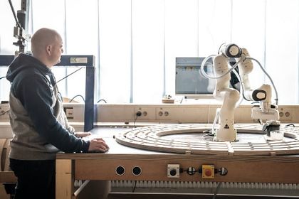 Cobot in practical use Cobot in practical use