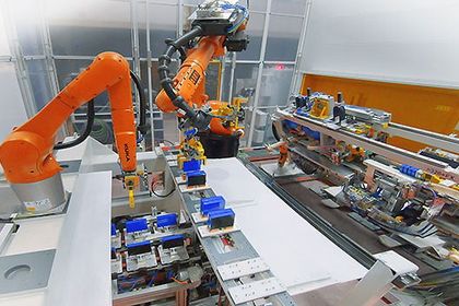 Battery_module_assembly_at_ElringKlinger
