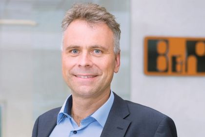 Markus Sandhöfner ist Geschäftsführer bei B&R Industrie-Elektronik.
