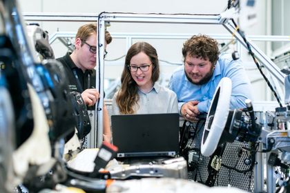 dpa young engineers CA 2020-12 dpa young engineers CA 2020-12