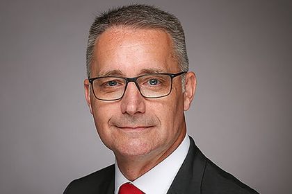 Dr. Kurt D. Bettenhausen Dr. Kurt D. Bettenhausen