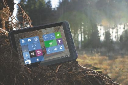 The tablet is available with either Windows 10 IoT or Android 9.0. The tablet is available with either Windows 10 IoT or Android 9.0.