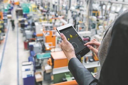 Transfer alarms and status information regardless of manufacturer or to other machines, operating devices, monitoring controls or ERP systems. Transfer alarms and status information regardless of manufacturer or to other machines, operating devices, monitoring controls or ERP systems.