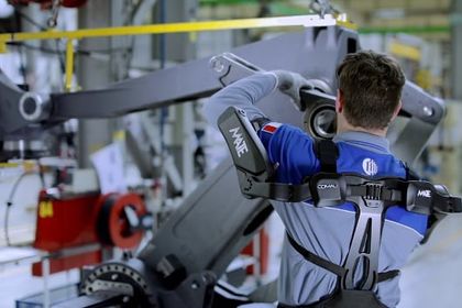 Comau, exoskeleton 'Mate', robot