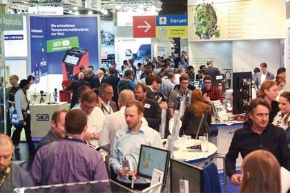 Besucher der Sensor+Test
