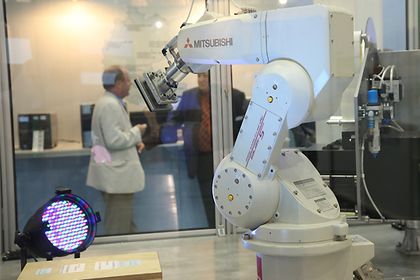 Industrieroboter auf der FachPack 2015