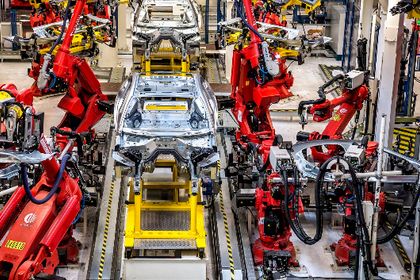 Robots from Comau