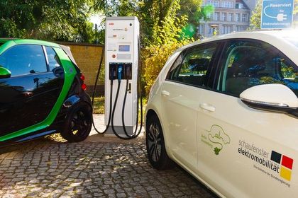 DLR-Studie: Hohe Zufriedenheit mit Elektroautos