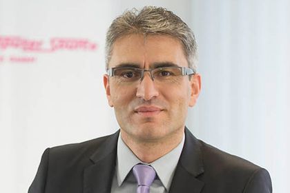 Yahya Altin von Industrial Computer Source (Deutschland) Yahya Altin von Industrial Computer Source (Deutschland)