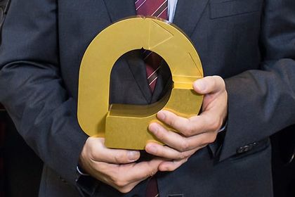 Trophäe des Vector Awards