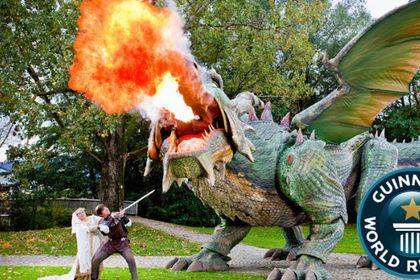 Autonome Robotik: Mechatronik-Drache treibt sein Unwesen Autonome Robotik: Mechatronik-Drache treibt sein Unwesen