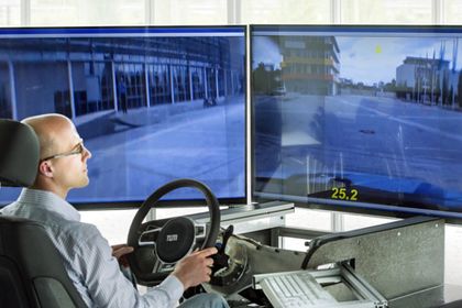 TU München, teleoperiertes Fahren, Projekt Visio M, Fahrsimulator, Andreas Heddergott TUM TU München, teleoperiertes Fahren, Projekt Visio M, Fahrsimulator, Andreas Heddergott TUM