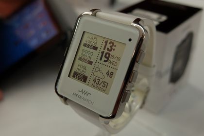 Uhr mit diversen Zusatzanzeigen. Uhr mit diversen Zusatzanzeigen.