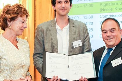 EUnited Robotics, Neelie Kroes, Prof Herman Bruyninckx, Dr Bernd Liepert EUnited Robotics, Neelie Kroes, Prof Herman Bruyninckx, Dr Bernd Liepert