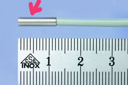Contrinex, induktiver Näherungsschalter MiniMini 