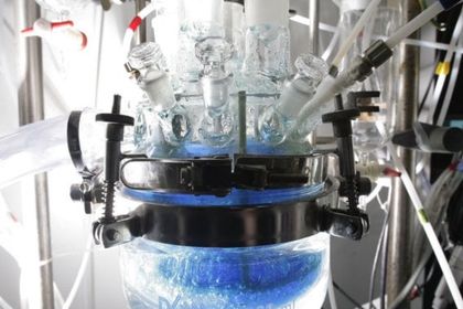 Synthesereaktor zur Erzeugung von Grundstoffen zur Batterieproduktion Synthesereaktor zur Erzeugung von Grundstoffen zur Batterieproduktion